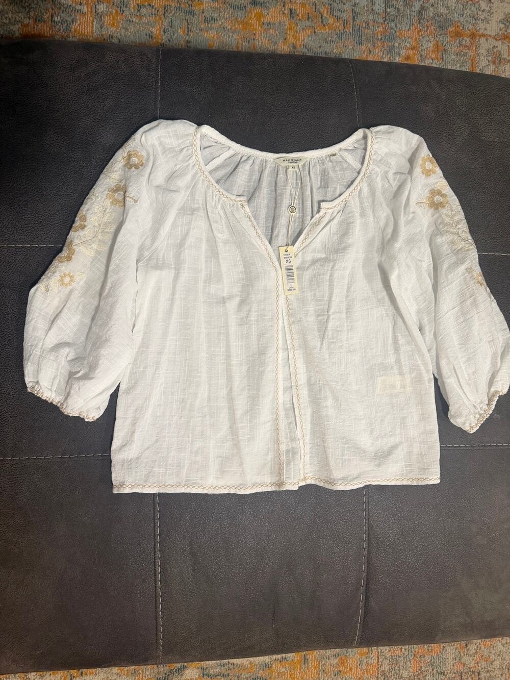 Max Studio white top size XS